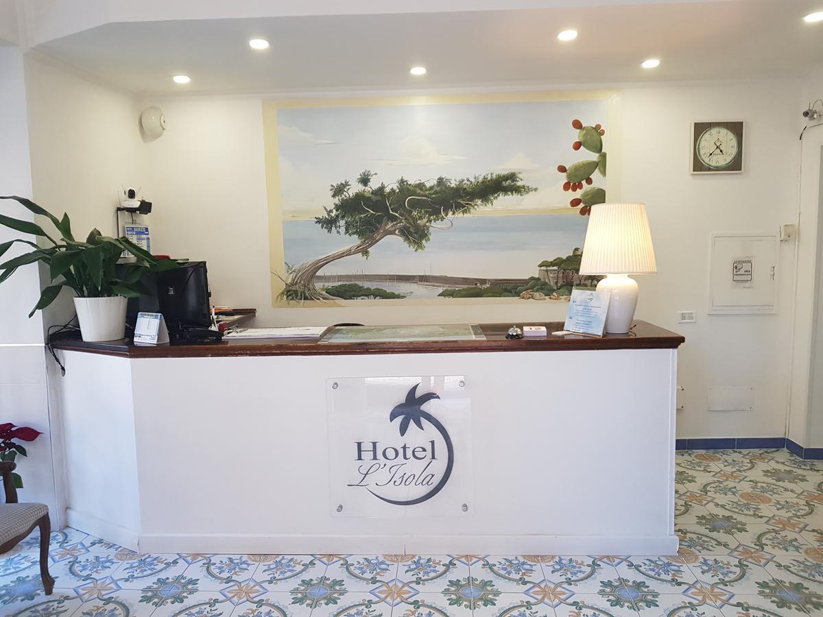 Hotel L'Isola Santa Marinella Buitenkant foto